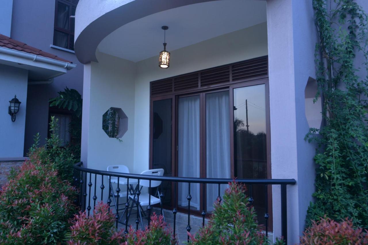 كامبالا Akasu Bed And Breakfast المظهر الخارجي الصورة