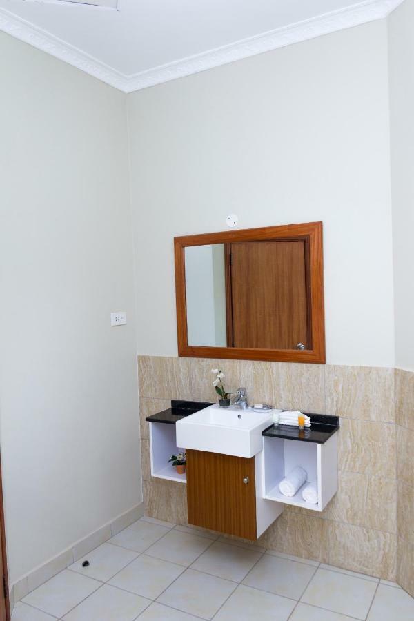 كامبالا Akasu Bed And Breakfast المظهر الخارجي الصورة